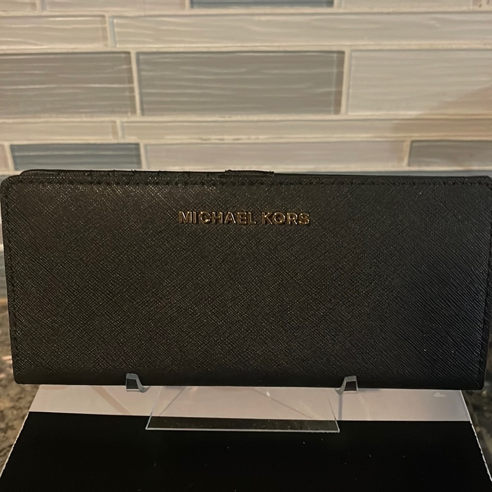 Michael Kors Bi-Fold Leather Wallet